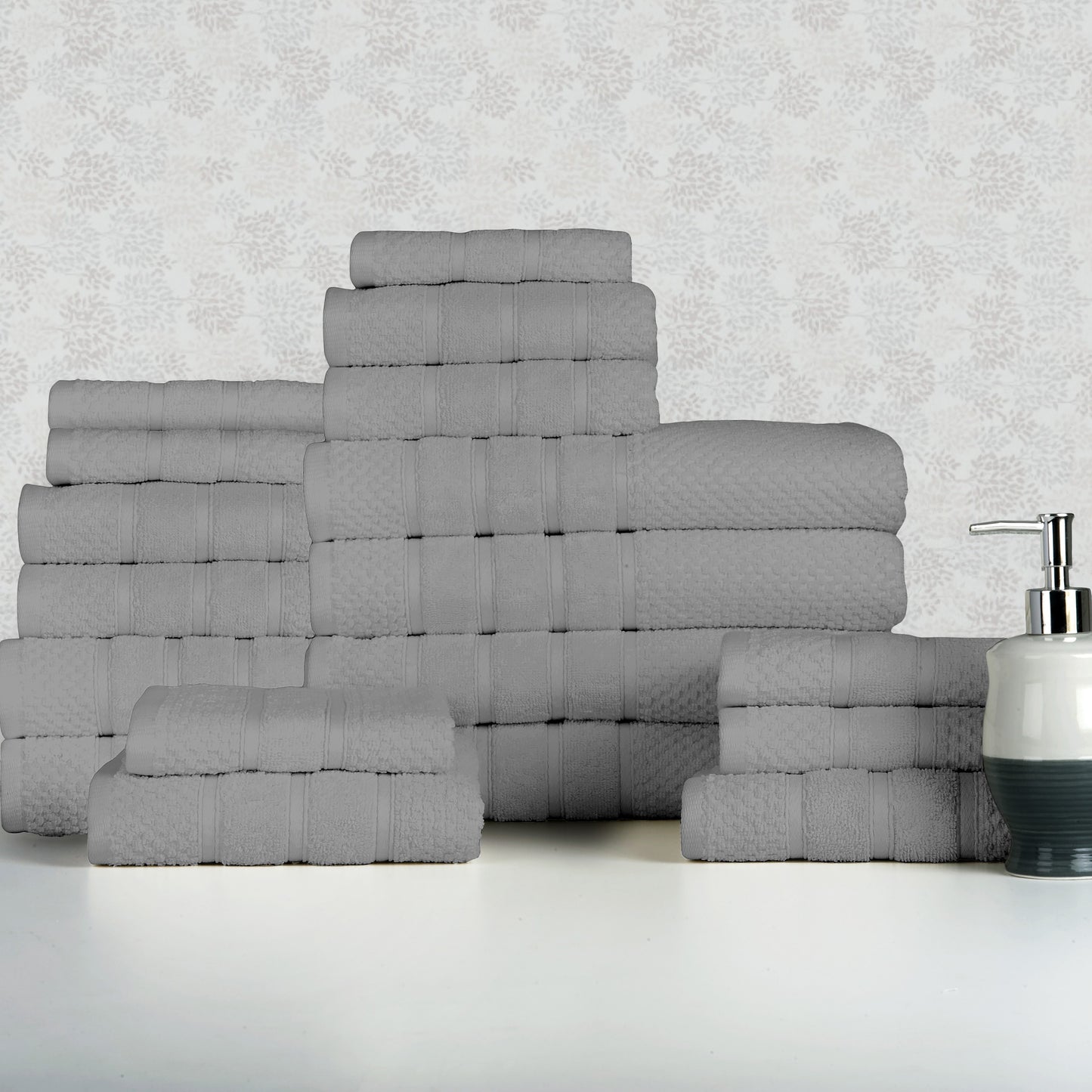 18 Piece 100% Egyptian Cotton Towel Set - Luxurious, Super Absorbent, Made in India - Includes Oversized 6 Bath towels, 6 hand towels, 6 washcloths