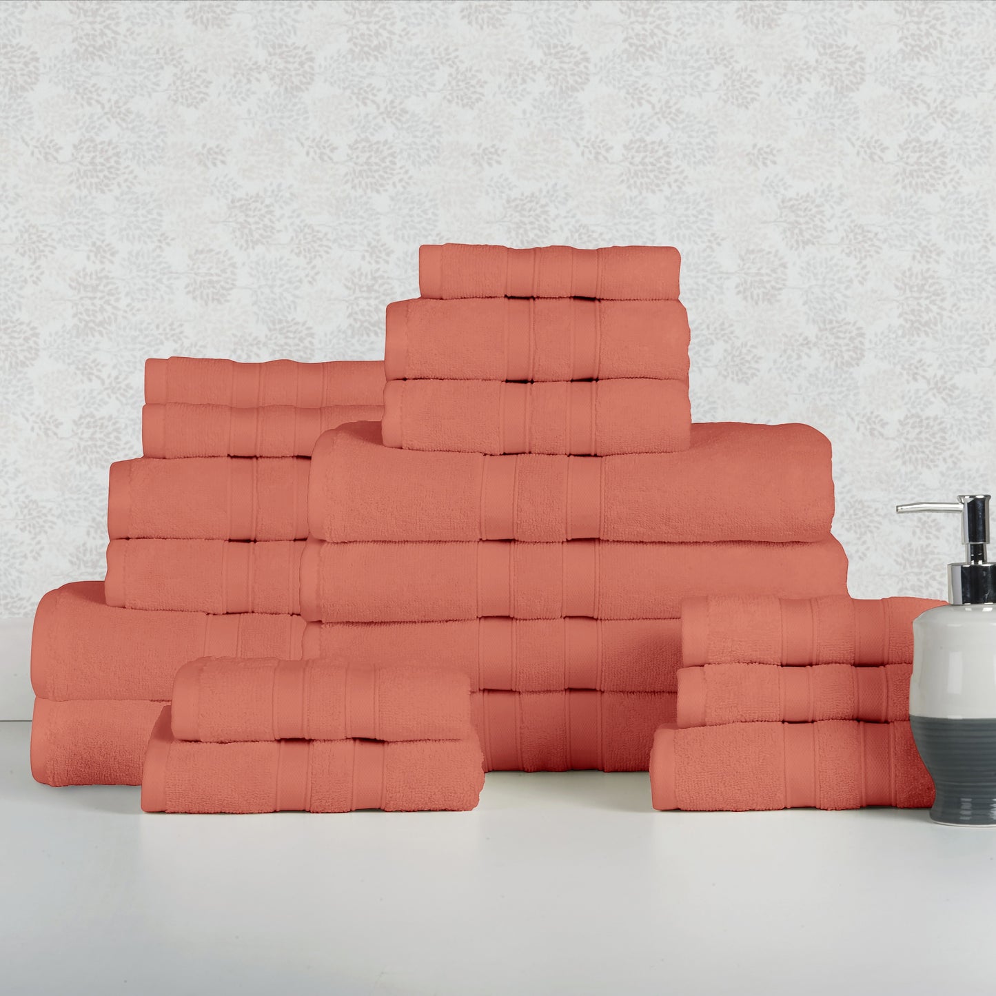 18 Piece 100% Egyptian Cotton Towel Set - Luxurious, Super Absorbent, Made in India - Includes Oversized 6 Bath towels, 6 hand towels, 6 washcloths