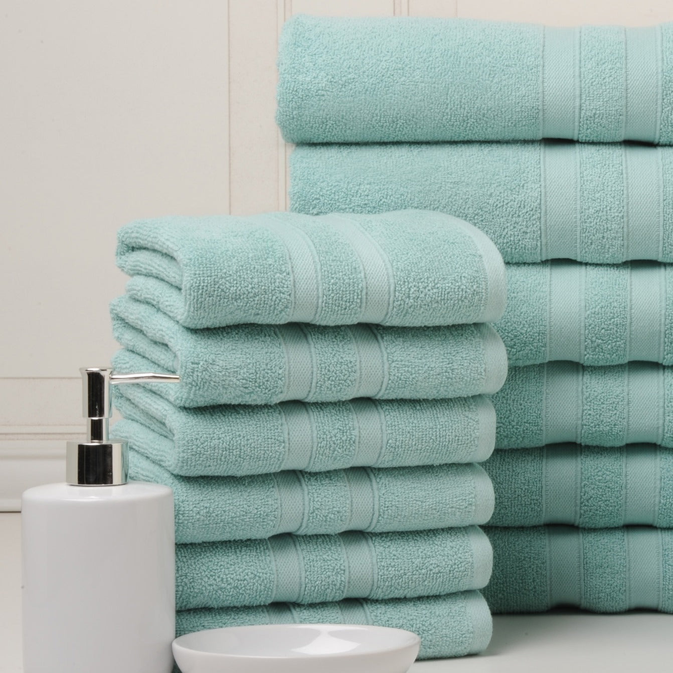 18 Piece 100% Egyptian Cotton Towel Set - Luxurious, Super Absorbent, Made in India - Includes Oversized 6 Bath towels, 6 hand towels, 6 washcloths