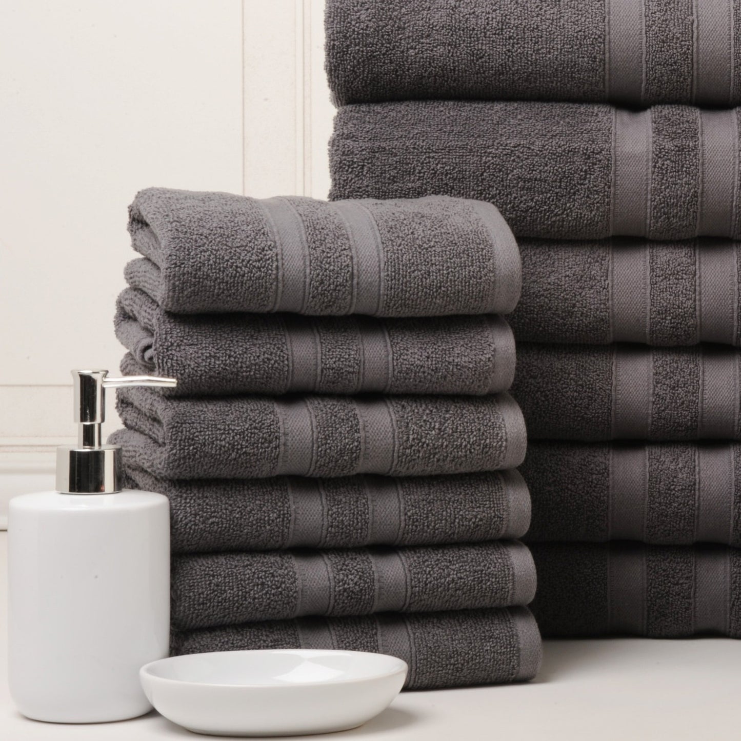 18 Piece 100% Egyptian Cotton Towel Set - Luxurious, Super Absorbent, Made in India - Includes Oversized 6 Bath towels, 6 hand towels, 6 washcloths